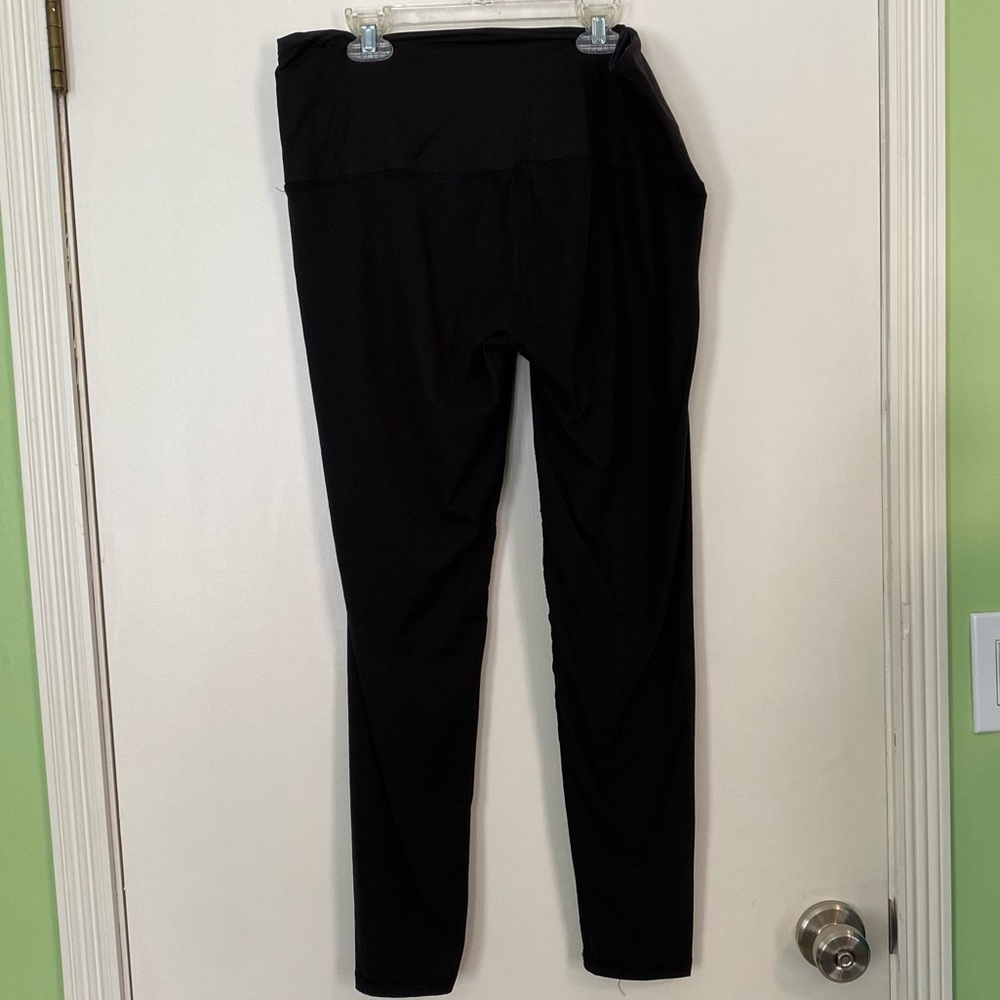 VIV brand black leggings - Picture 2 of 4
